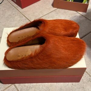 Marni Fussbett Sabot Long Hair Orange Easy Mule 45/12 NWT